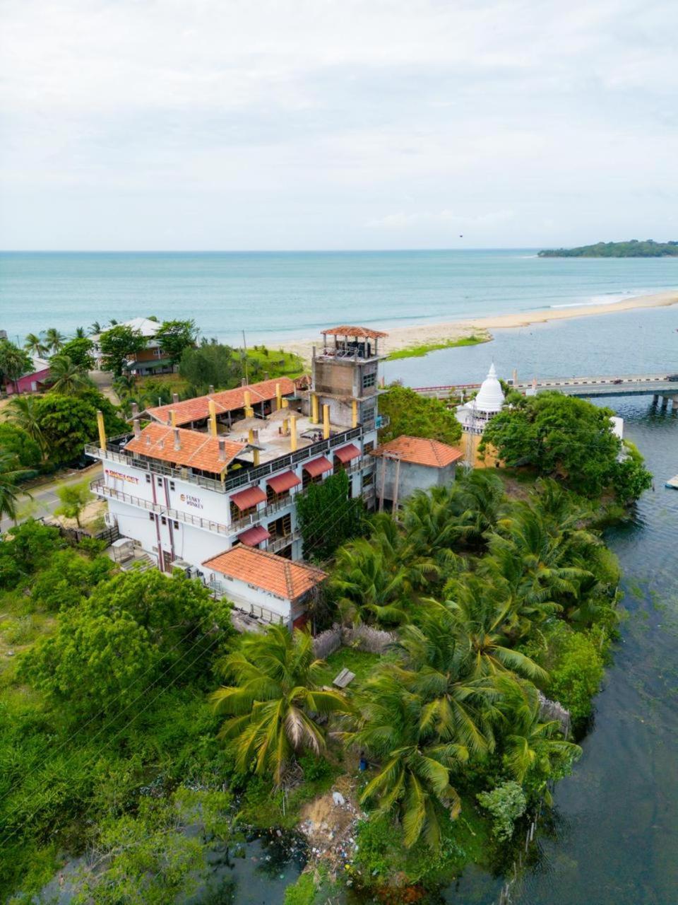 Hotel Rise & Set Arugam Bay Esterno foto